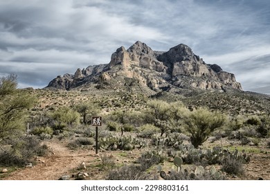 Photo of Picket Post mountain in Superior Arizona