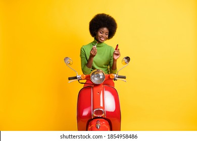 164 African american delivery motorcycle Images, Stock Photos & Vectors ...