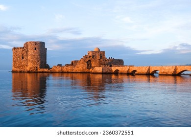 photo of the sea castle or crusader sea castle located on old sidon in Lebanon