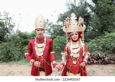 Photo Shoot For Instagram Portfolio, Wedding Reception During The Covid Period Mr. Julian And Mrs. Yosi In Lampung With The Concept Of Padang And Lampung Customs Running Smoothly 29 August 2021