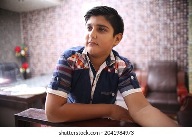 A Photo Shoot Of Pakistani Boy Sit In Office, Islamabad Pakistan. Expected Date 08-08-2018