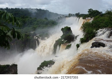 3,180 Paraguay waterfalls Images, Stock Photos & Vectors | Shutterstock