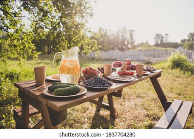 Photo Of Summer Dinner Table Fresh Air Setting Homegrown Spring Organic Harvest Loaf Bread Refreshing Cool Mojito Lemonade Dishes Family Meeting Weekend Sunny Day Green Park Home Outside