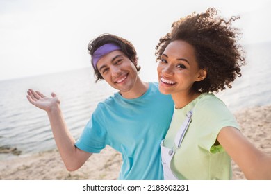 Photo Of Sweet Shiny Young Husband Wife Tacking Selfie Smiling Enjoying Sunny Weather Outside Seaside Beach