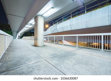 1,385 Hong kong pedestrian bridge Images, Stock Photos & Vectors ...