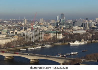 Photo of the Thames river and surroundings