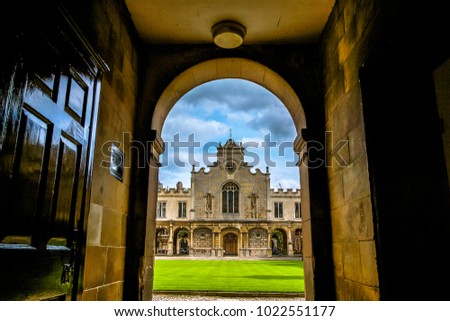 the photo of university of Cambridge
