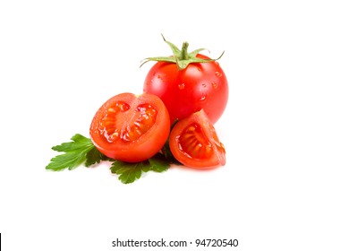 Foto von sehr frischen Tomaten auf weißem Hintergrund