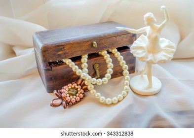 Photo With Vintage Jewelry Box, Brooch, Ballerina And Lace