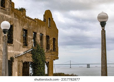 Photo of warden house of the federal prison on Alcatraz Island in the middle of the bay of San Francisco, California, USA. Famous prison that has appeared several times in movies. Concept of prison.