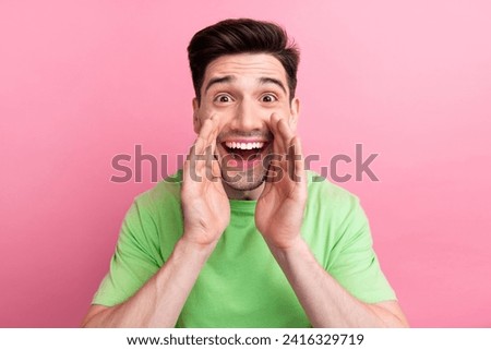 Photo of young crazy promoter announce fifty percent discount for all products in store screaming isolated on pink color background