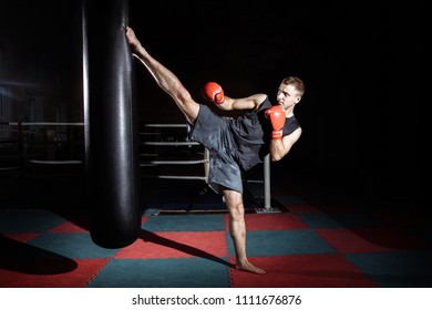 12,168 Man Kick Box Stock Photos, Images & Photography | Shutterstock