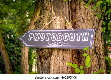 Photobooth Direction At A Wedding