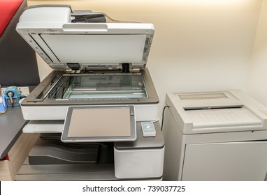  Photocopier With Access Control For Scanning Key Card And Shredder In Office