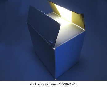 
Photograph of box that light leaks