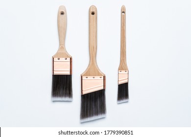 Photograph of professional grade paint brush set , 1