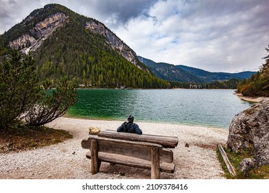 11,643 Photographer Rest Images, Stock Photos & Vectors | Shutterstock