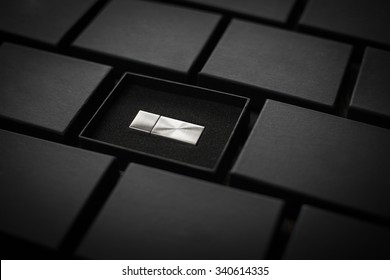 Photographer Usb Flash Stick Drive Boxes Mockup