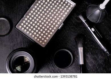 photographic work and its objects