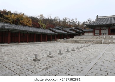Photographs of Gyeonghui Palace's Sungjeongjeon Hall, a cultural asset in Korea. (殿政崇:Sungjeongjeon Hall )