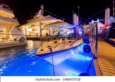 Phuket, Thailand - January 2017: Luxury Life On Super And Mega Yachts. Happy Rich People Spend Their Holidays On Huge Ocean Superyacht. Classic Expensive Super Yacht Interior. Luxury Sea Party 