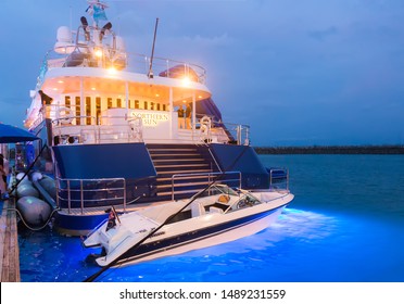 Phuket, Thailand - January 2017: Luxury VIP Life On Super And Mega Yachts. Happy Rich People Spend Their Holidays On Huge Ocean Superyacht. Classic Expensive Super Yacht Interior. Luxury Sea Party 