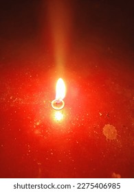 Physics An obsolete unit of luminous intensity, originally defined in terms of a wax candle with standard composition, later in terms of a carbon-filament lamp, and superseded by the candela. 