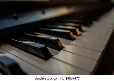 Piano Keys Side View Piano Keyboard Stock Photo 1418069477 | Shutterstock