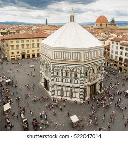 Piazza del Duomo and the Baptistery