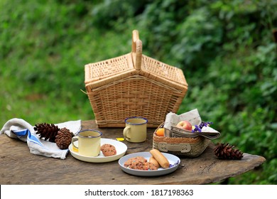 Panier Repas Hd Stock Images Shutterstock