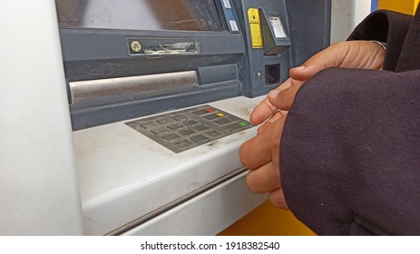 A picture of the automatic cash dispenser