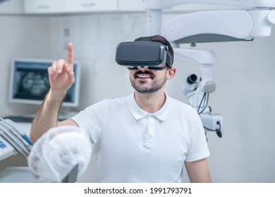 Picture Of A Doctor In Vr Glasses Looking Involved