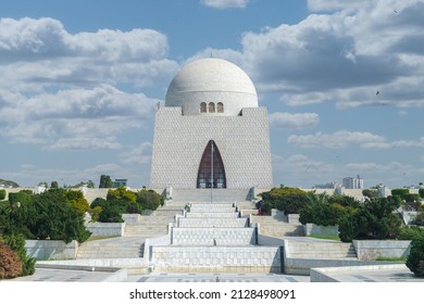 Picture of mausoleum of Quaid-e-Azam in bright sunny day, also known as mazar-e-quaid, famous landmark of Karachi Pakistan and tourist attraction of Pakistan.
