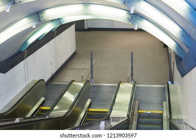 Picture Of A New York City Subway System, Seventy Second Street Q Train.
