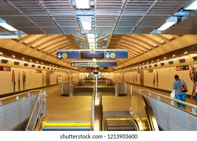 Picture Of A New York City Subway System, Seventy Second Street Q Train.
