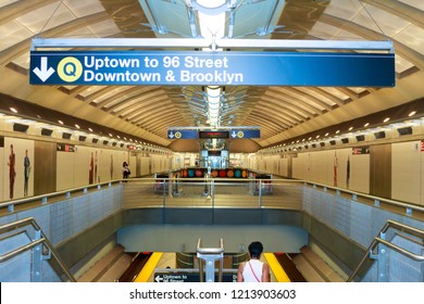 Picture Of A New York City Subway System, Seventy Second Street Q Train.
