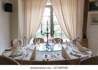 Round Dining Table Decor Images Stock Photos Vectors Shutterstock