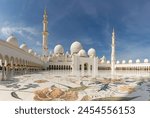 A picture of the Sahan Courtyard of the Sheikh Zayed Grand Mosque.