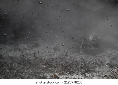 Picture Taken At Yellowstone National Park Shows An Eruption From A Mud Volcano, Where Gas Rises Up To The Surface, Making The Mud Splatter Beautifully.