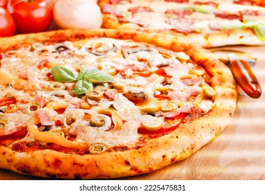 the picture of yummy pizza