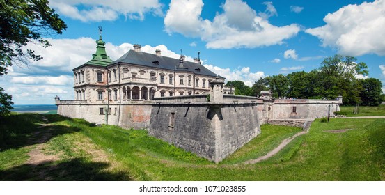 1,834 High castle lviv Images, Stock Photos & Vectors | Shutterstock