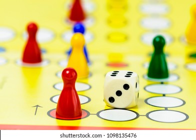 Imágenes Fotos De Stock Y Vectores Sobre Playing Ludo Game - 