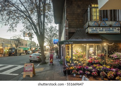 PIEDMONT USA - Jan. 7, 2017: Piedmont Avenue With Flower Shop In Oakland