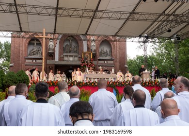 Piekary Sl, Poland, May 30, 2021: Pilgrimage Of Men And Young People To The Sanctuary Of Mary, Mother Of Love And Social Justice In Piekary Slaskie During The Covid-19 Coronovirus Pandemic