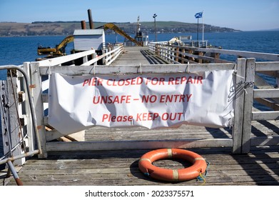 Pier Closed No Access To Public Sign