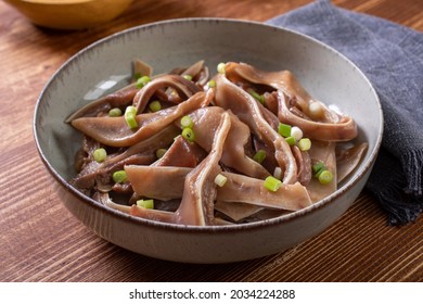 Pig Ears Boiled With Green Onion