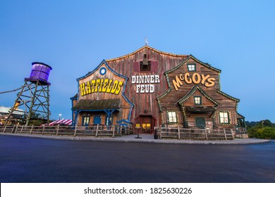 Pigeon Forge, Tennessee, USA - August 15, 2020: Exterior Of The Popular Hatfield And McCoys Dinner Theater In The Smoky Mountain Resort Town Of Pigeon Forge. 