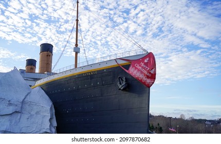 Pigeon Forge, Tennessee USA - December 26, 2021: The Titanic Museum Attraction In Pigeon Forge Features 400 Real Titanic Artifacts.              