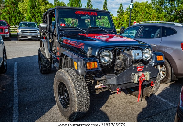 Pigeon Forge, TN -\
August 25, 2017: Modified Off Road Jeep Wrangler TJ Soft Top at a\
local enthusiast rally.