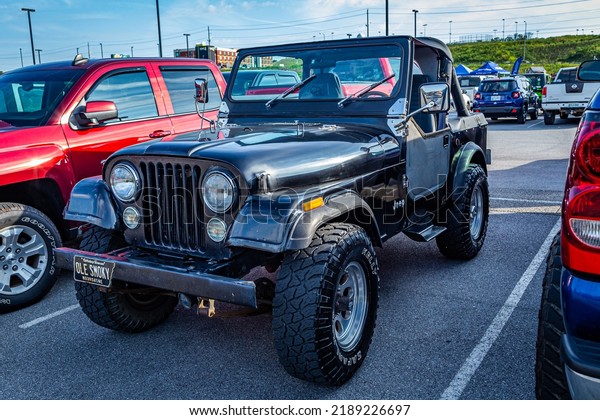 Pigeon Forge, TN - August 25,\
2017: Modified Off Road Jeep CJ7 Soft Top at a local enthusiast\
rally.